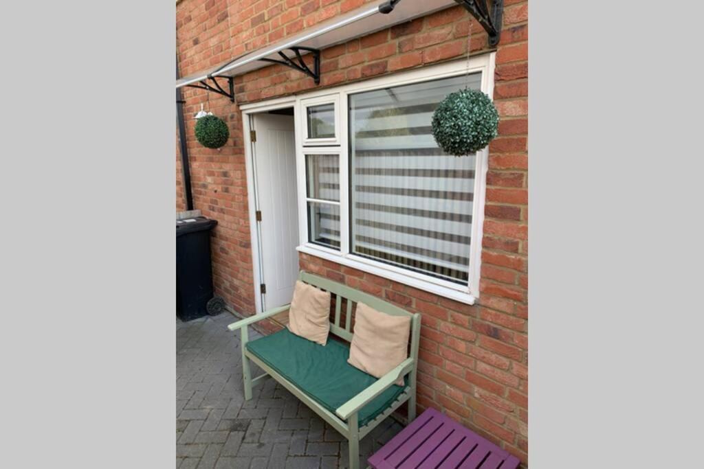 Comfy 2 Bed House Located At Wareham Train Station Villa Exteriör bild