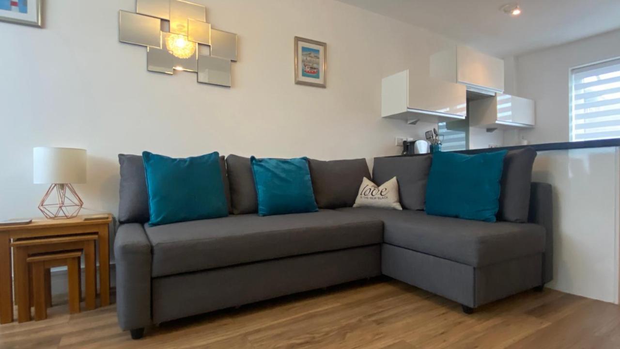 Comfy 2 Bed House Located At Wareham Train Station Villa Exteriör bild
