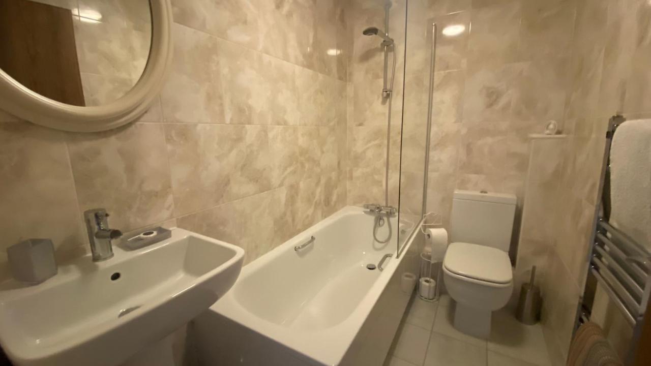 Comfy 2 Bed House Located At Wareham Train Station Villa Exteriör bild