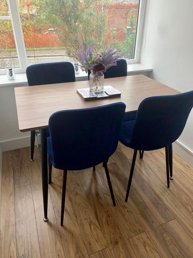 Comfy 2 Bed House Located At Wareham Train Station Villa Exteriör bild
